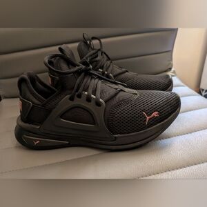 Puma Women's Black Athletic Shoes